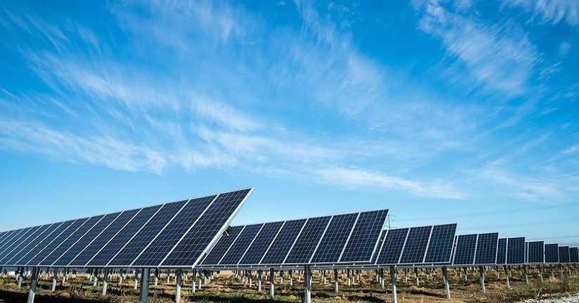 Memanfaatkan Kekuatan Matahari: Keajaiban Fotovoltaik (PV)